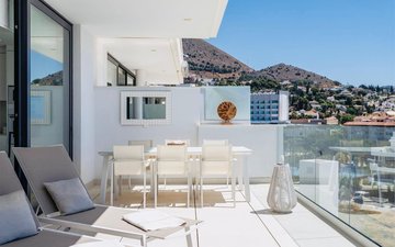 Property slide 10