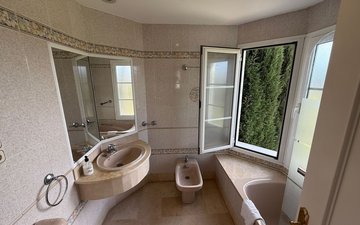 Property slide 7