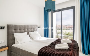 Property slide 18