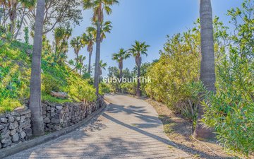Property slide 4