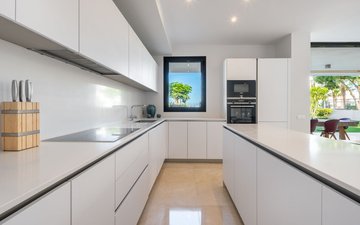 Property slide 22