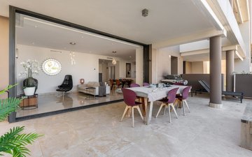 Property slide 25