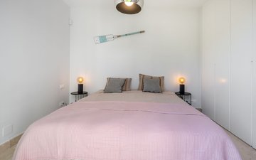 Property slide 44