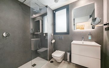Property slide 20