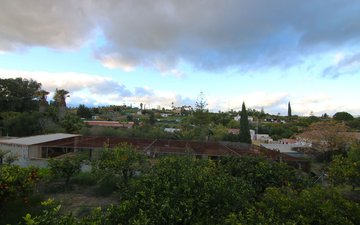 Property slide 35