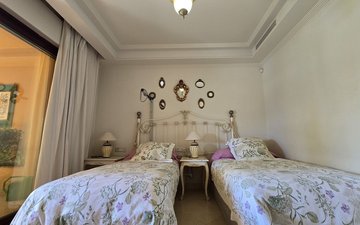 Property slide 18