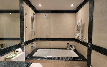 Property slide 21