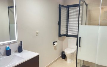 Property slide 14