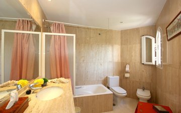 Property slide 40