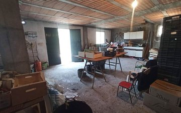 Property slide 19