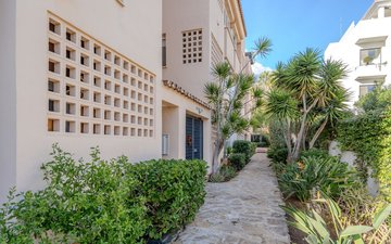 Property slide 19