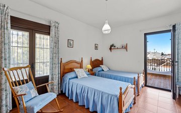 Property slide 20