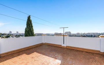 Property slide 24