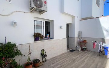 Property slide 16