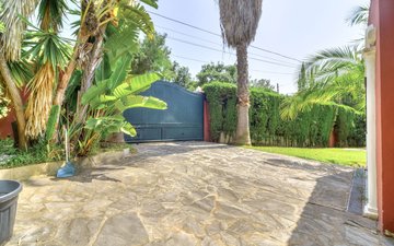 Property slide 38