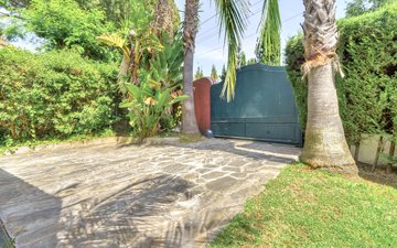 Property slide 39