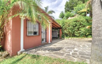 Property slide 40
