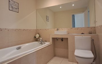 Property slide 16