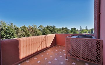 Property slide 16