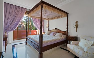 Property slide 24