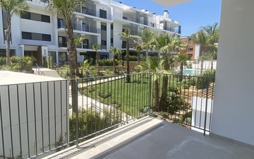 Property slide 10