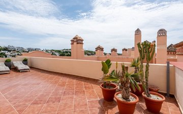 Property slide 24