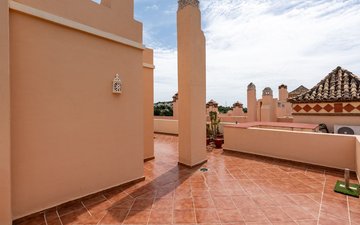 Property slide 25