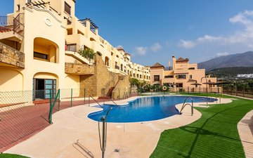 Property slide 48
