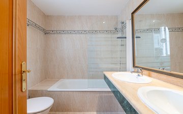 Property slide 21