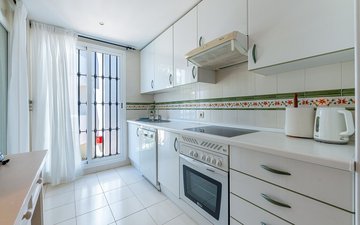 Property slide 25