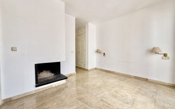 Property slide 15