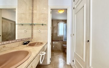 Property slide 17