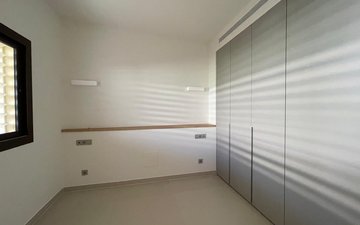 Property slide 23