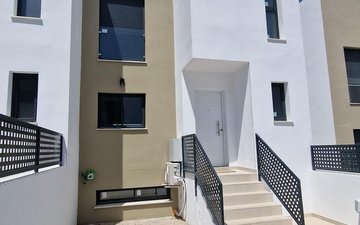 Property slide 42
