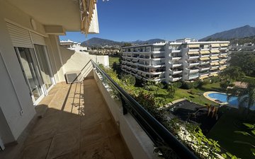 Property slide 10