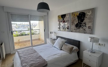 Property slide 18