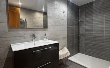 Property slide 22