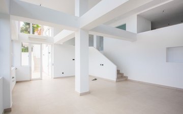 Property slide 19