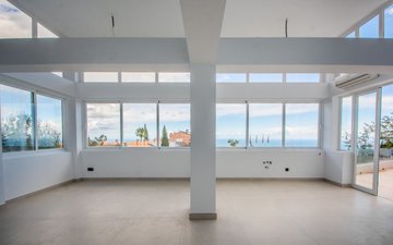 Property slide 29