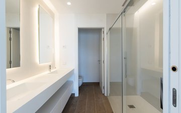 Property slide 31