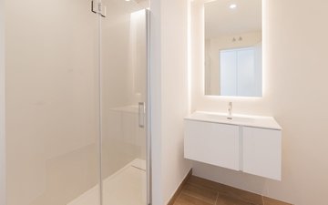 Property slide 36