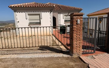 Property slide 22