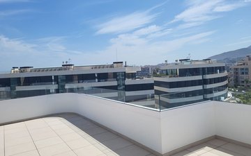 Property slide 22