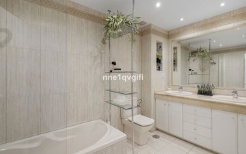 Property slide 22