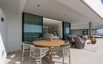 Property slide 17