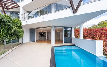 Property slide 14