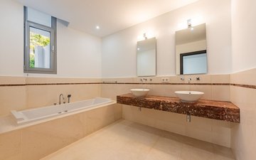Property slide 31