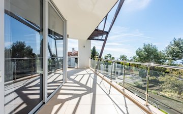 Property slide 4