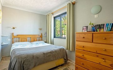 Property slide 16