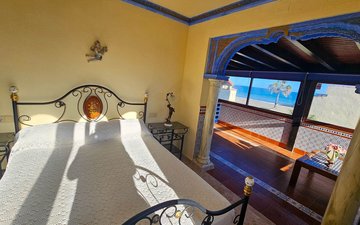 Property slide 44